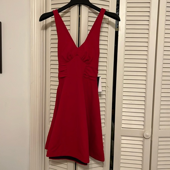 NWT red party dress. Size 1. - Picture 1 of 4